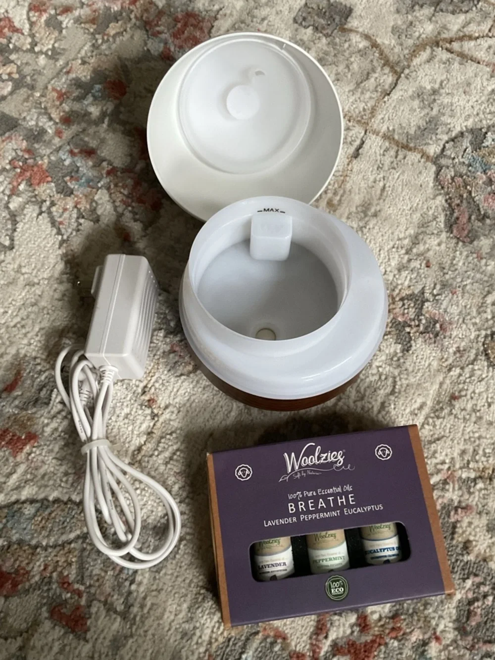 Pure Enrichment Diffuser with Woolzies Breathe Essential Oil Set
